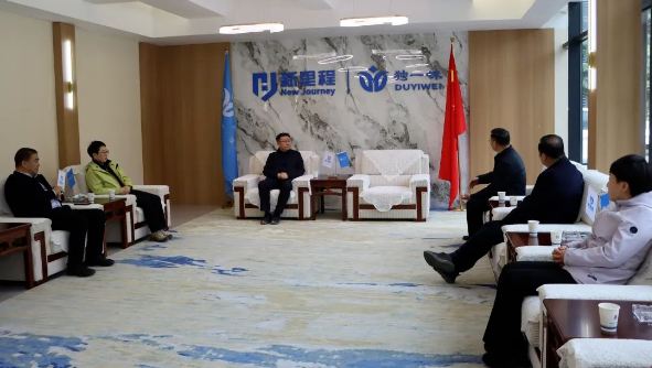 陇南市委副书记、市长刘永革赴独一味制药考察调研